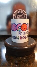 Caneca Oficial do Café com Bolacha da Discoteca do DJ Willinha by Bordado & Cia - @bordado.cia @djwillinha