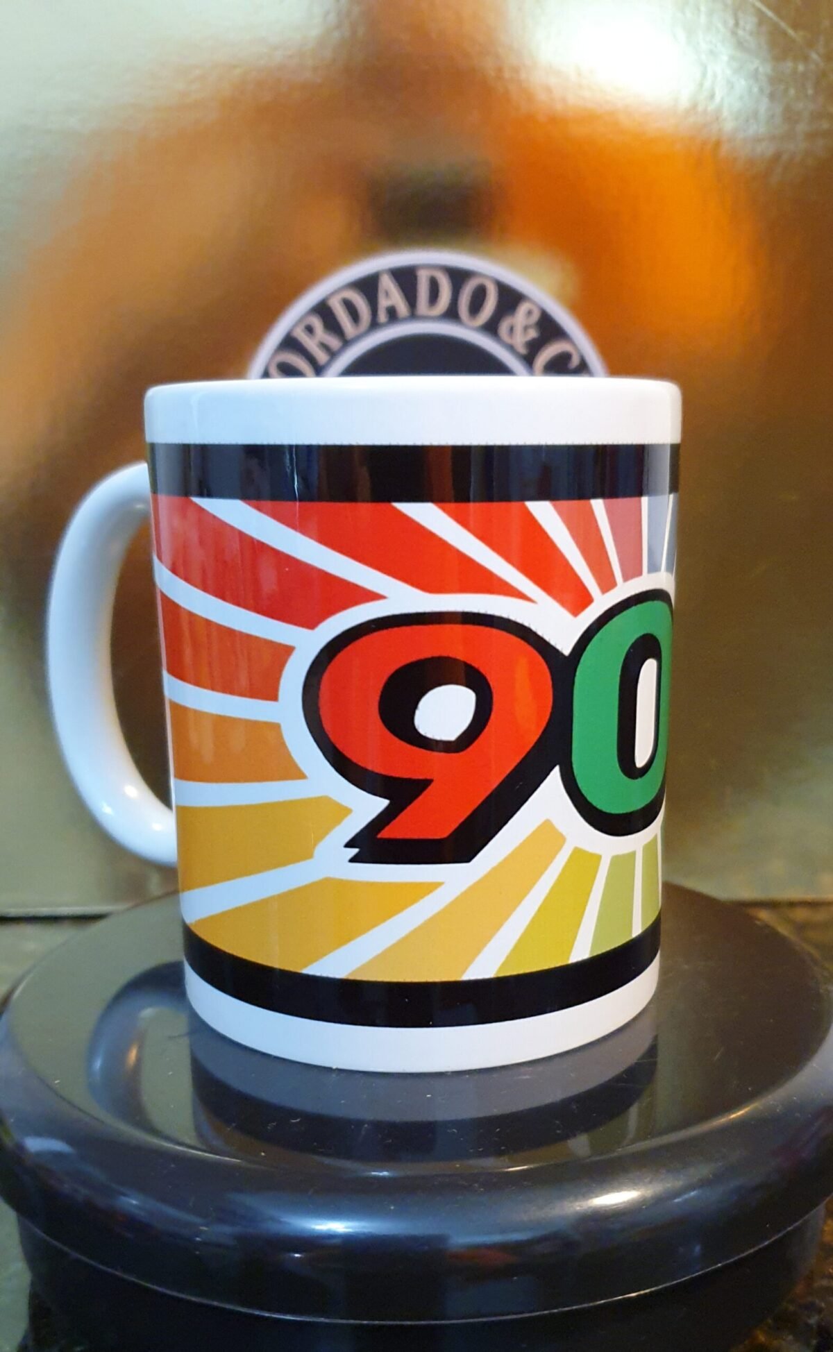 Caneca Oficial da Bordado & Cia Custom - Anos 90's - Color - by Bordado & Cia - @bordado.cia