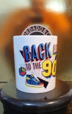 Caneca Oficial da Bordado & Cia Custom - Anos 90's - Back to the 90s - by Bordado & Cia - @bordado.cia