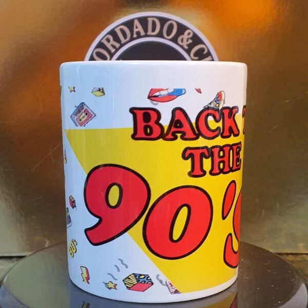 Caneca Oficial da Bordado & Cia Custom - Anos 90's - Back to the 90s Large - by Bordado & Cia - @bordado.cia