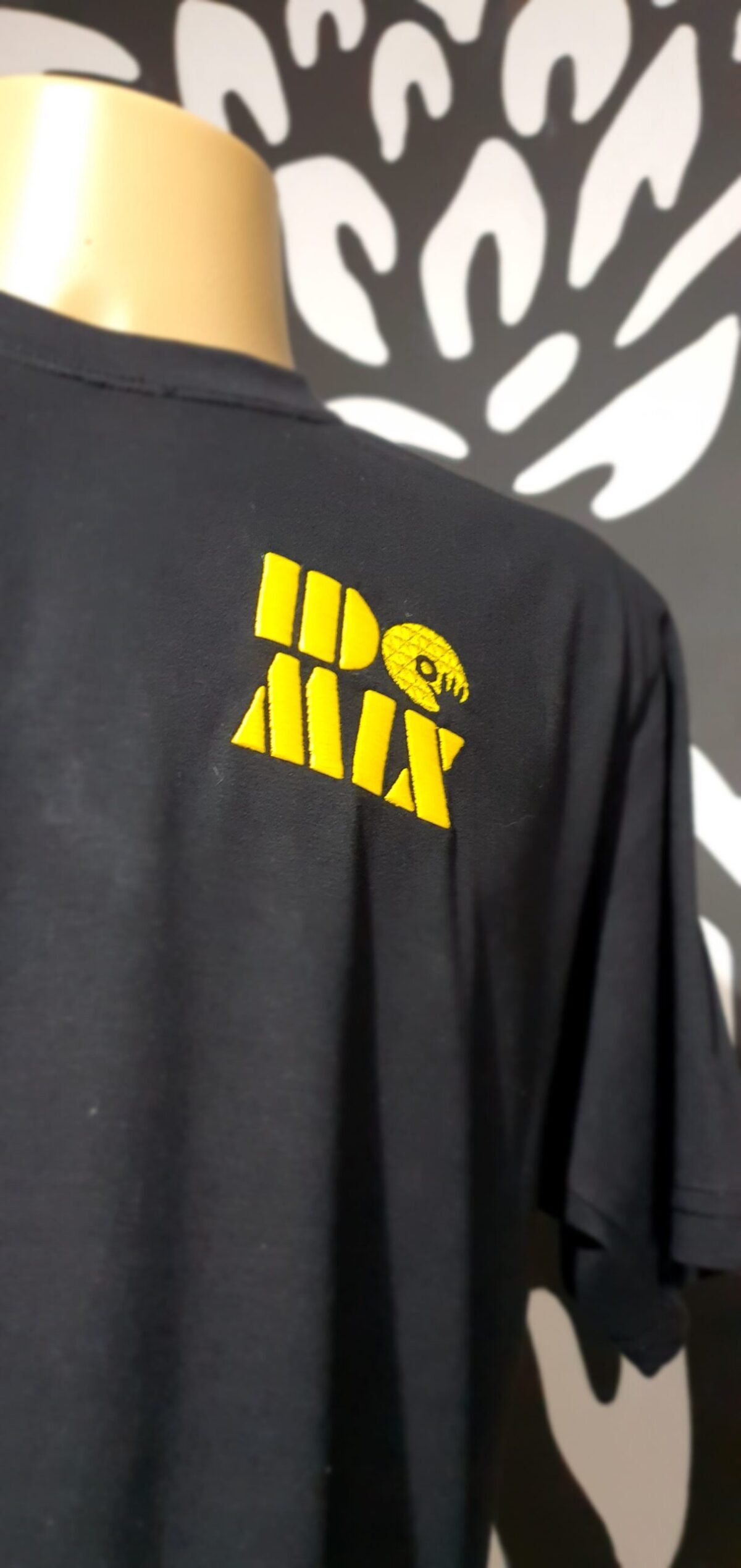 Camiseta Bordada DJ IDO MIX by Bordado & Cia - @bordado.cia @djidomix @canaldj
