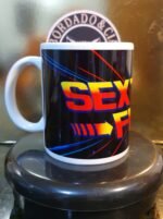 Caneca Oficial da Sexta Flash - Canal DJ - by Bordado & Cia - @bordado.cia @canaldj @sexta.flash