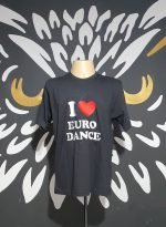 Camiseta Bordada "I Love Euro Dance" by Bordado & Cia - Canal DJ - @bordado.cia @sexta.flash @canaldj