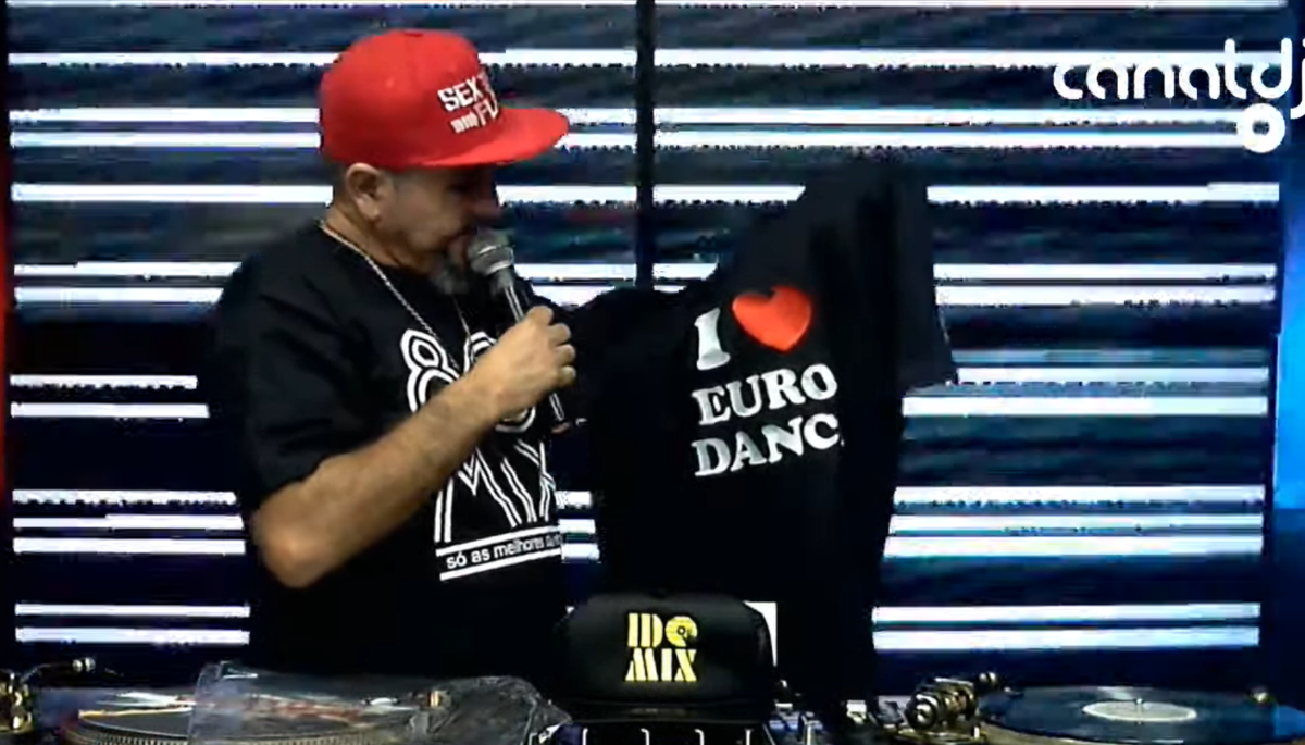 Camiseta Bordada "I Love Euro Dance" by Bordado & Cia - Canal DJ - @bordado.cia @sexta.flash @canaldj