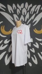 Camiseta Bordada "Love Forever" by Bordado & Cia - @bordado.cia