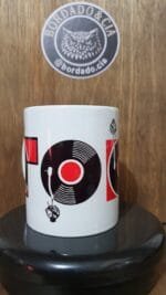 Caneca Oficial da Danceteria TOCO by Bordado & Cia - @bordado.cia; @dj.vadao; @tocodance; #danceteriatoco