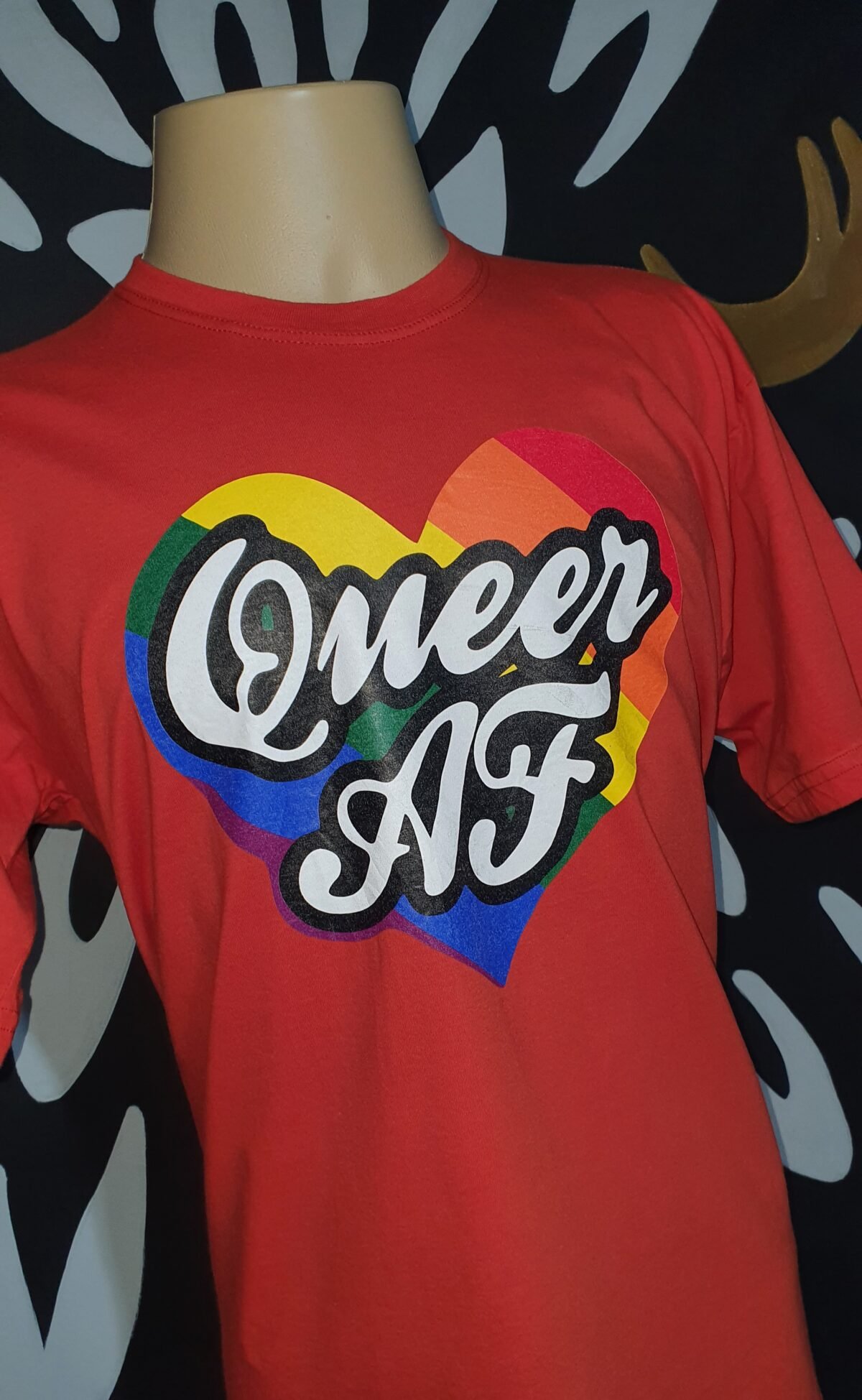 Camiseta Queen AF by Bordado & Cia - @bordado.cia
